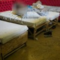 (Foto) Uhapšen muškarac (36) u Surčinu zbog krijumčarenja ljudi: Policija u hostelu pronašla 12 stranih državljana