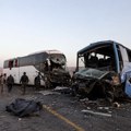 Teška nesreća u Siriji: Najmanje 35 poginulih u sudaru dva autobusa