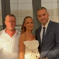 Emotivna slika sa Arijinog krštenja: Prija blista u haljini sa mašnama pored Filipa, pridružio im se njen otac