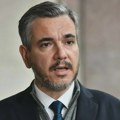 Obradović: Vučić mora da odgovori ko je iz njegovog kabineta upravljao projektom pruge