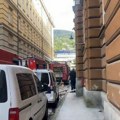 Na svu sreću nema povređenih: Ugašen požar na zgradi KPZ Sarajevo