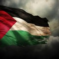 „Торцида” послала поруку Столице стадиона у Пазару облепљене заставама Палестине!