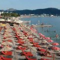 Drama na Jadranu kod Bara: Prevrnuo se čamac pun turista!