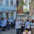 Протест у Грачаници због хапшења директора здравствених и образовних установа