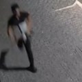 Pogledajte! Ovo je pravi ubica škaljarca iz Pančeva Kamere ga snimile kako trči sa pištoljem (video)