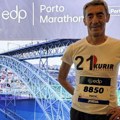 Maratonac trčao i u Portu u majici Kurira! Advokat Vučić Šćepanović na spektakularan način čestitao nam je rođendan