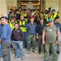 Istekao rok dekanata za deblokadu Medicinskog fakulteta u Nišu: Studenti pozvali policiju da ne interveniše, a građane na…