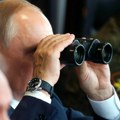 "Rusi presekli ključni put, ugrožen veliki ukrajinski grad" Donbas ključa, Putin pojačava pritisak, jedna stvar bi mogla…