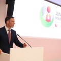 Obezbedićemo sigurno okruženje za preduzetnike! Mali: Važno je da nam rastu plate i penzije