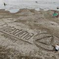 Novi Sad se pridružio globalnoj "Fantastična 4" kampanji – umetnost u pesku na Oficircu
