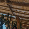 Marina Gagić paradira u ubitačnom bikiniju na Mikonosu: Bivša verenica Darka Lazića mami poglede, a tek da je vidite u miniću…