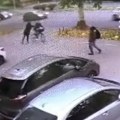 "Zaleteo se na mene iz sve snage i gurnuo me": Novosađanka ostala u šoku nakon incidenta na ulici, objavila i snimak, a onda…