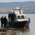 Velika drama u Beogradu: Rečna policija spasila oca i sina nakon prevrtanja čamca na Savi