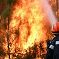 Grom izazvao požar na jugu Korzike, evakuisano 200 ljudi