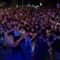 Karleuša hitno prekinula koncert u Blacu: Pevačica zaustavila muziku, obratila se publici apelom