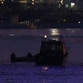 Muškarac pao sa daske i nestao u Savi. Drama kod Progara: Meštanin gledao jezivu scenu, u toku akcija policije