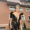 "Она је једна предивна жена" Комшије проговориле о Индири Левак: Све пикантерије из приватног живота певачице: Греота је што...…