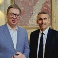 Aleksandar Vučić i vlasnik Mančester sitija zajedno gledaju meč na stadionu “Rajko Mitić”: Haldun je veliki prijatelj…