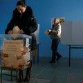 Izbori u Srbiji 2023: Naprednjaci u prednosti i na lokalu, u pojedinim opštinama neizvesno