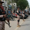Najmanje 24 osobe ubijene u napadima na kancelarije političara u Pakistanu dan pred izbore