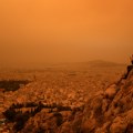 Atinu „progutao“ oblak narandžaste izmaglice iz Sahare