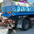 Cisterne i Česme na više lokacija: Na ulicama Novog Sada obezbeđena voda za osveženje u vrelim danima