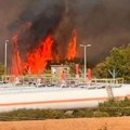 Požar u mladenovačkom naselju Bataševo, u blizini cisterne sa gasom