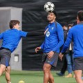 Barselona nudi produženje ugovora Ronaldu Arauhu: Katalonci ga ubedili da ne ode u Juventus