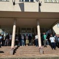 Radnici komunalnog preduzeća iz Medveđe i danas štrajkuju