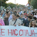 Građani i studenti protestovali ispred Niš TV, skup završen bez incidenata