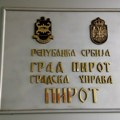 Novčana pomoć za korisnike dečijeg dodatka, čija deca polaze u prvi razred