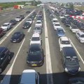 Ako danas krećete na put, naoružajte se strpljenjem: Na granicama haos, čeka se i do tri sata, kod Gostuna zbog saobraćajke…