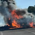 Haos na autoputu zbog filmske pljačke! Zapalili kola da zaustave blindirani kombi u kom su milioni, ali na jednu stvar nisu…