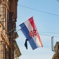 „Klečavci“ na trgu u Zagrebu:“Tito je bio pedofil, a Jugoslavija diktatura“ (VIDEO)