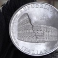 Koloseum postaje novčić: remek-delo od srebra između umetnosti i numizmatike
