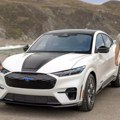 Prodaja električnih automobila pala, ali proizvođači su pronašli novi način da zarade