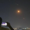 Ministarstvo odbrane UAE: Protivvazdušna odbrana presreće rakete i dronove iz Irana