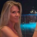 Živi život iz snova! Prva slika Meline Džinović nakon udaje za milionera (70): Ćerka je snima sa cigaretom, a na ruci sija…
