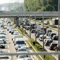 Пакао на асфалту, температуре прелазе 35 степени: "Путеви Србије упутили хитан апел возачима"