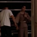 (Video) Peva njegovu pesmu i ne skida pogled sa njega: Džejla Ramović uhvaćena na koncertu Jakova Jozinovića u Zadru