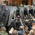 Srbija i Kosovo: Okupljanja Srba na severu i tokom vikenda, još bez pomaka u rešenju krize