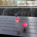 Amerika se seća žrtava terorističkih napada na Njujork i Vašington 11. septembra 2001.