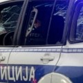 Određeno zadržavanje majci koja je napala nastavnicu biologije u osnovnoj školi u Beogradu, najavljen protest roditelja