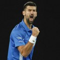 Đoković pokazao moć i u najtežim trenucima! Novak zvao lekare na teren, ali pregazio Mahača za osminu finala Australijan opena!…