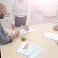 Pobeda najvećeg sindikata Kompanije ispregovarale povećanje plata za 5,25 odsto