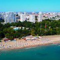 Burgas – čipka boje šampanjca