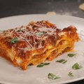 Лазање богате укусима – рецепт који ће вас одушевити