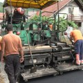 Asfaltirane Avalska i Borska ulica u Zalugu, uskoro radovi i na drugim deonicama