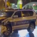 Sudar policijskog automobila i civilnog vozila Saobraćajna nesreća u Novom Sadu (video)