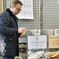 Glasao Petar Petković: Direktor kancelarije za KiM iskoristio glasačko pravo
